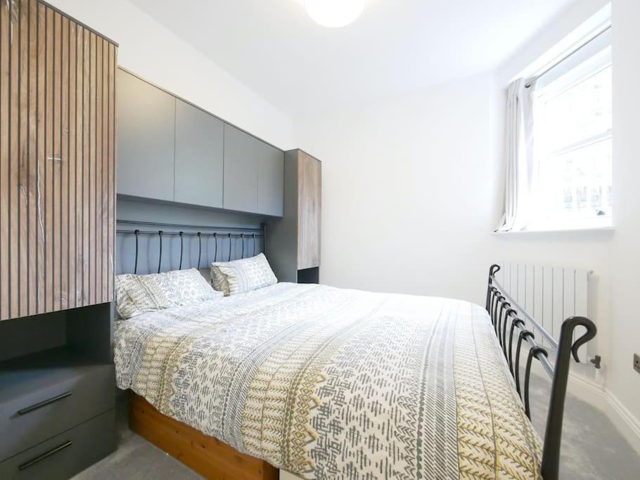Newly Refurbished 2 Bed Apartment In Paddington Londres Exterior foto